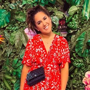 Meet your Posher, Valentina